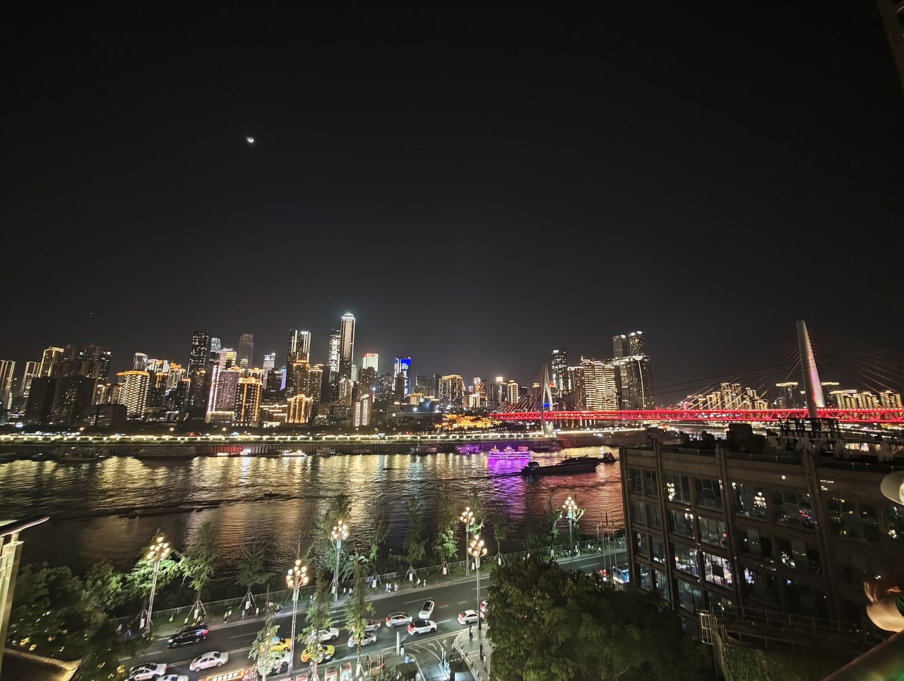 Night in Chongqing (20250501).jpg